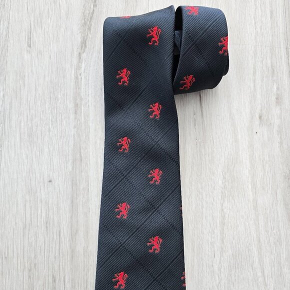 vintage Rosenblatts | Collegiate red lion black medium width retro tie | unisex - Picture 2 of 8